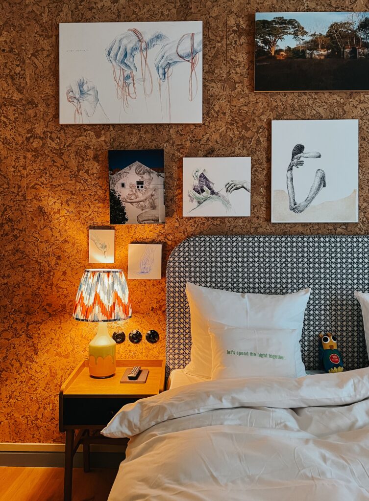18 Cozy Dorm Room Ideas That Makes Tiny Space Feel Like Home pexels willemijn doelman 2155820368 35682390