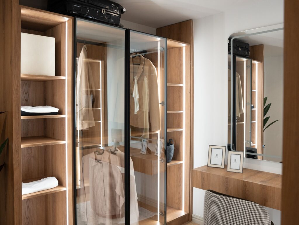 15 Built-In Wardrobe Ideas You'll Wish You Had Sooner pexels ansar muhammad 380085065 27562185