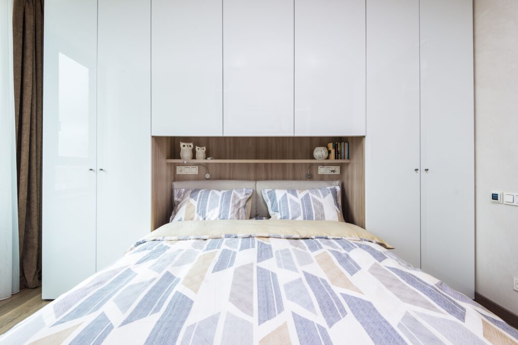 15 Built-In Wardrobe Ideas You'll Wish You Had Sooner pexels artbovich 7060824