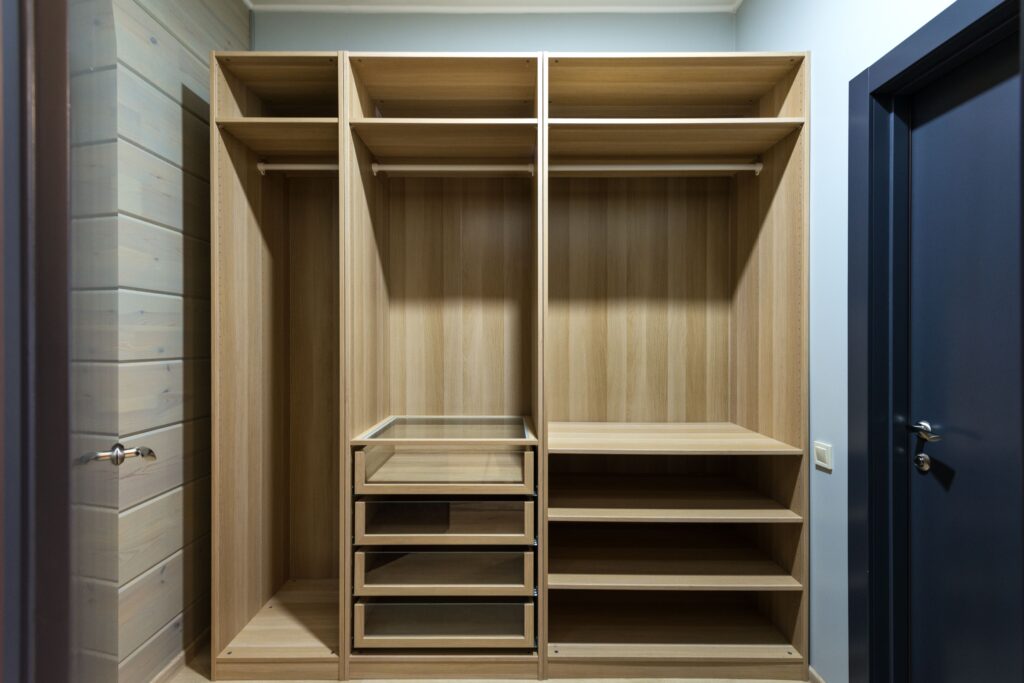15 Built-In Wardrobe Ideas You'll Wish You Had Sooner pexels artbovich 7061419